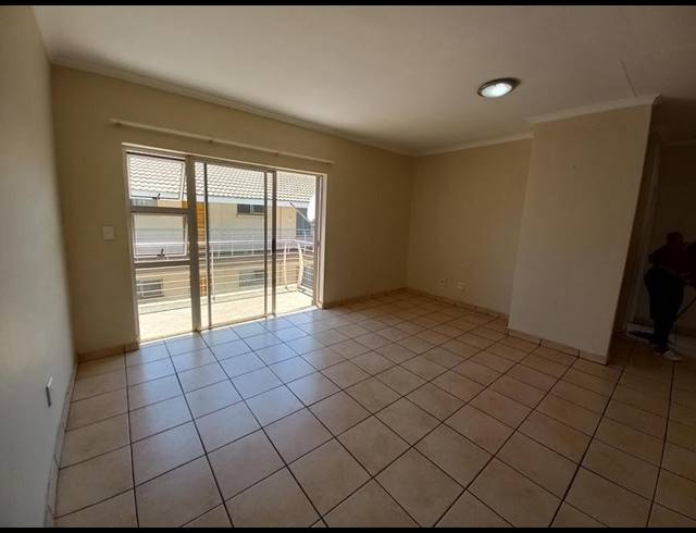 2 BEDROOM PROPERTY TO RENT IN VANDERBIJLPARK SE 4